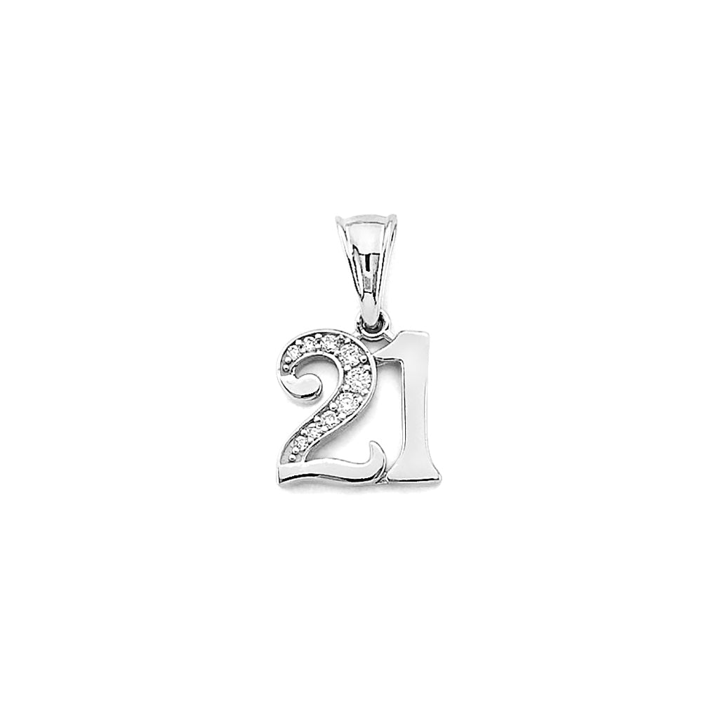 14K Yellow Gold Flower & 15 Años Pendant - PT2983